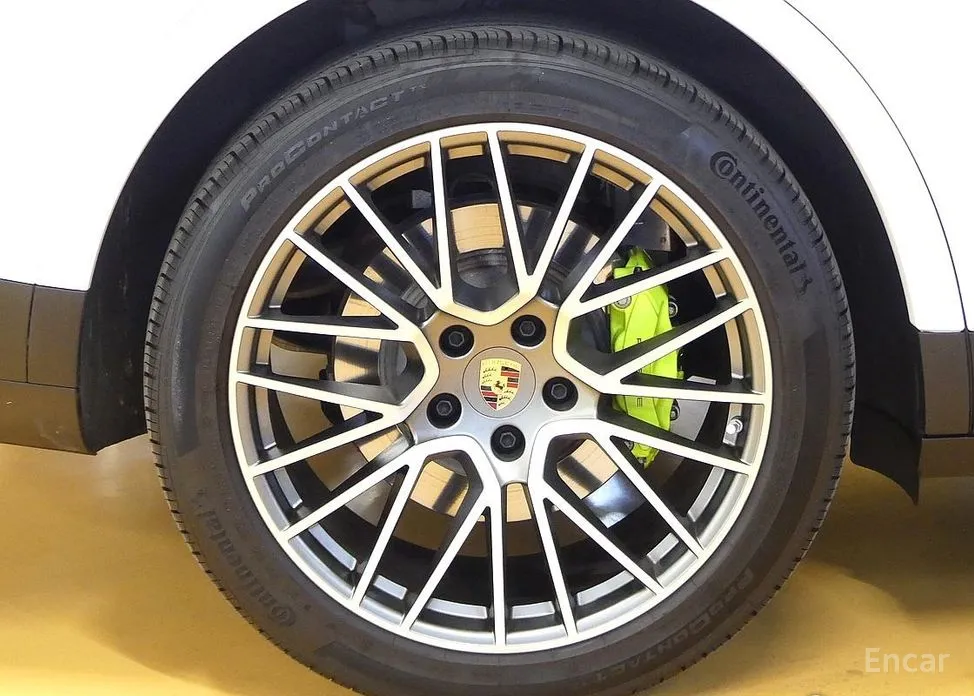 Фото 5 - Porsche Cayenne