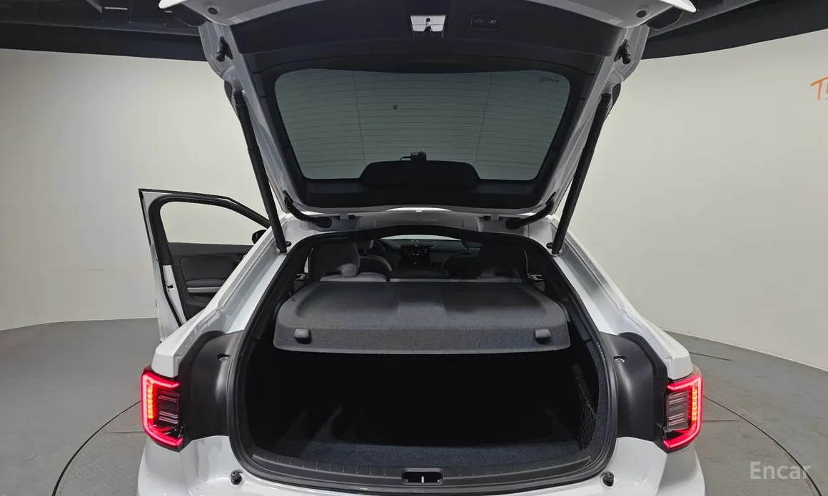 Фото 20 - Polestar 2