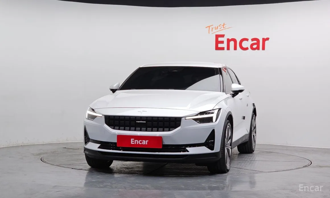 Фото 3 - Polestar 2