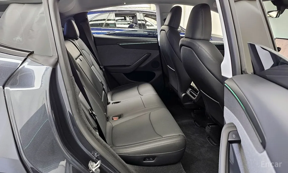 Фото 12 - Tesla Model Y