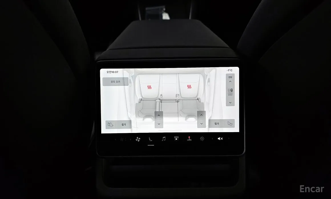 Фото 18 - Tesla Model Y