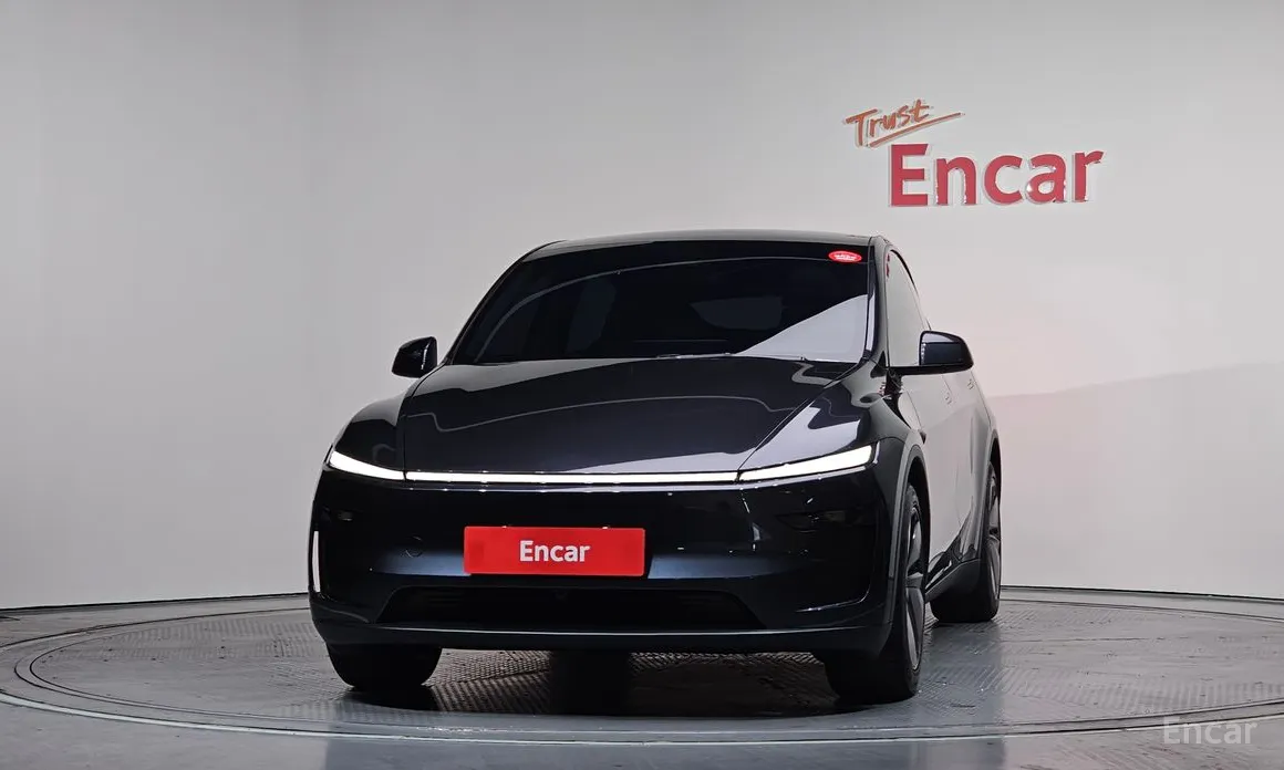 Фото 3 - Tesla Model Y