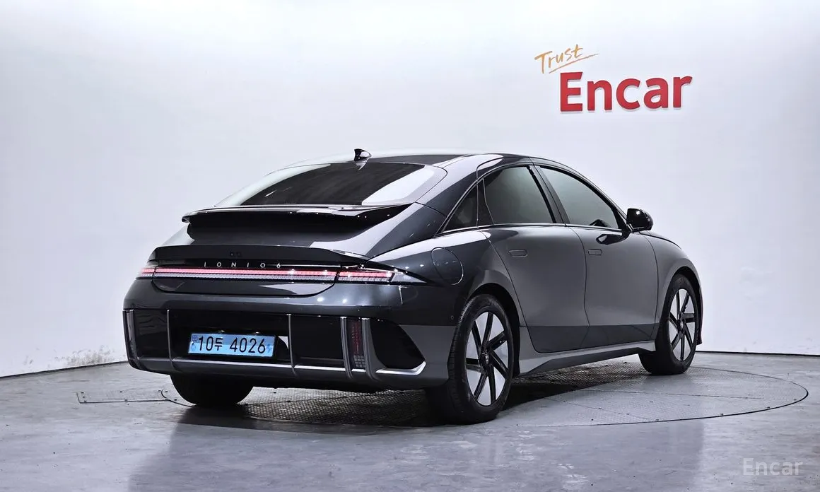 Фото 2 - Hyundai Ioniq 6