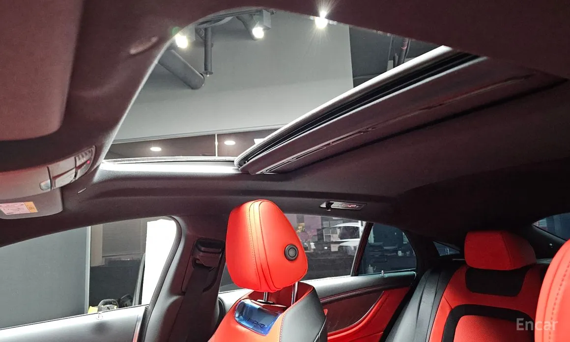 Фото 19 - Mercedes-Benz AMG GT