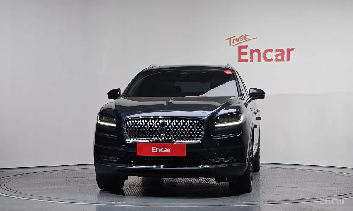 Фото 3 - Lincoln Nautilus