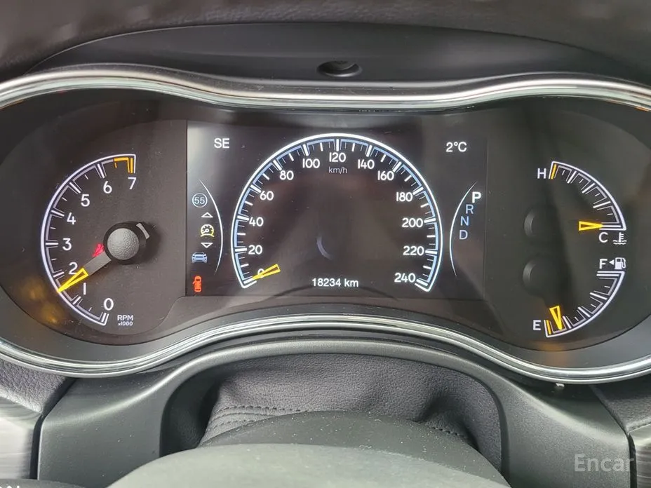 Фото 9 - Jeep Cherokee