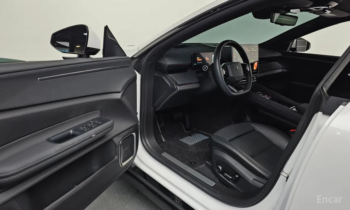 Фото 10 - Polestar 4