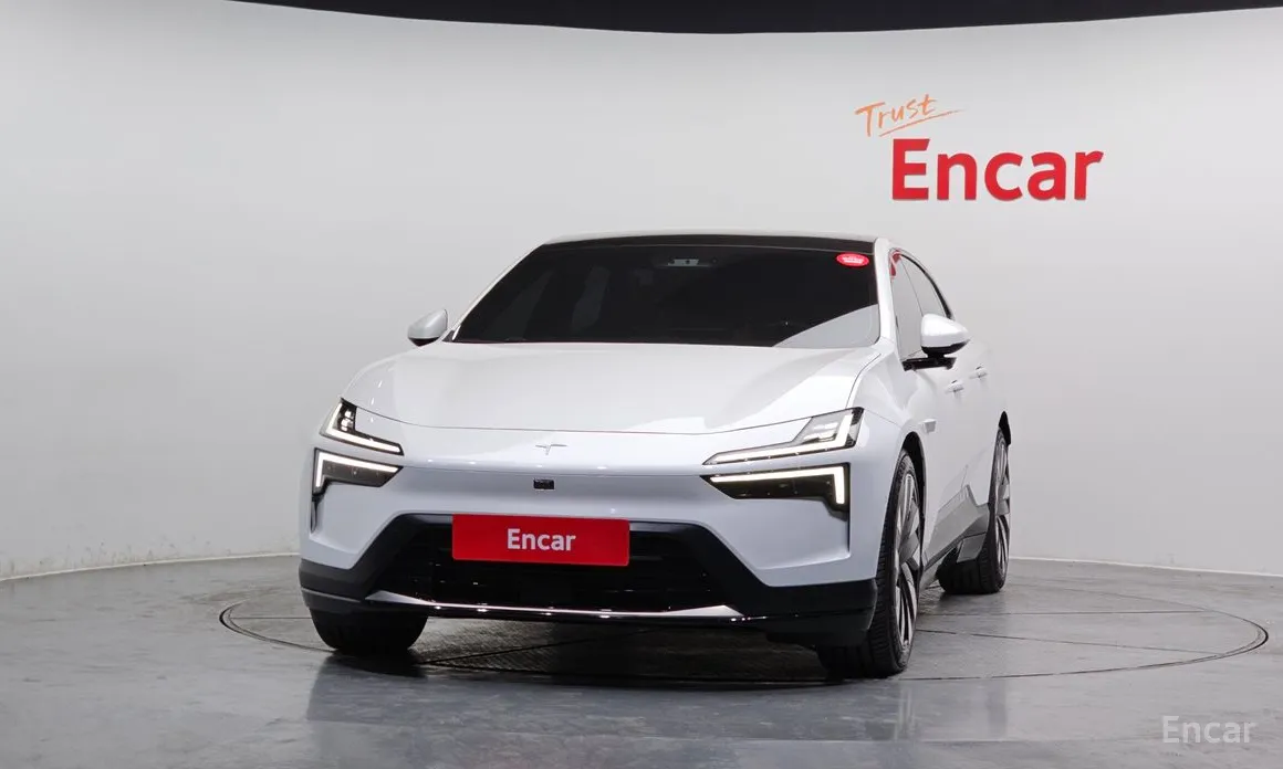 Фото 3 - Polestar 4