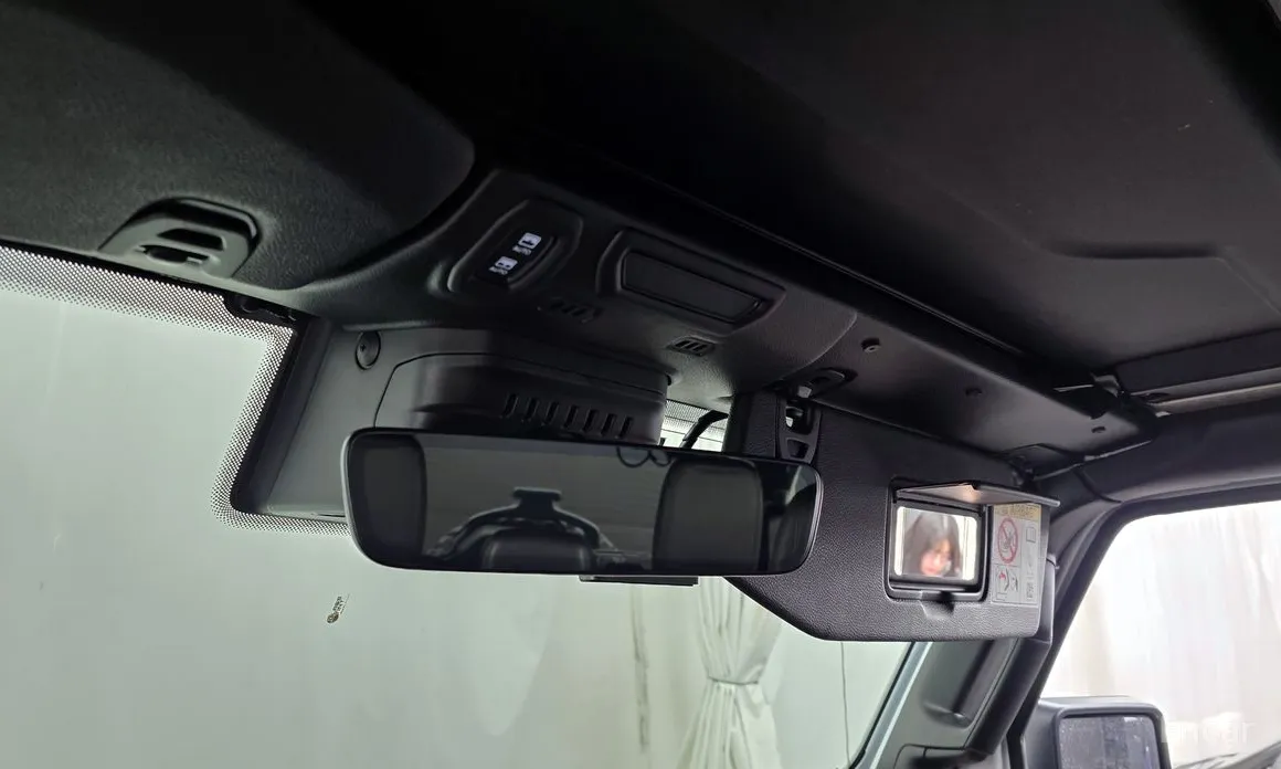 Фото 19 - Jeep Wrangler