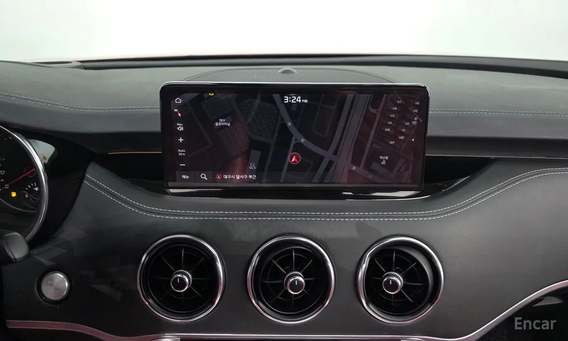 Фото 16 - Kia Stinger