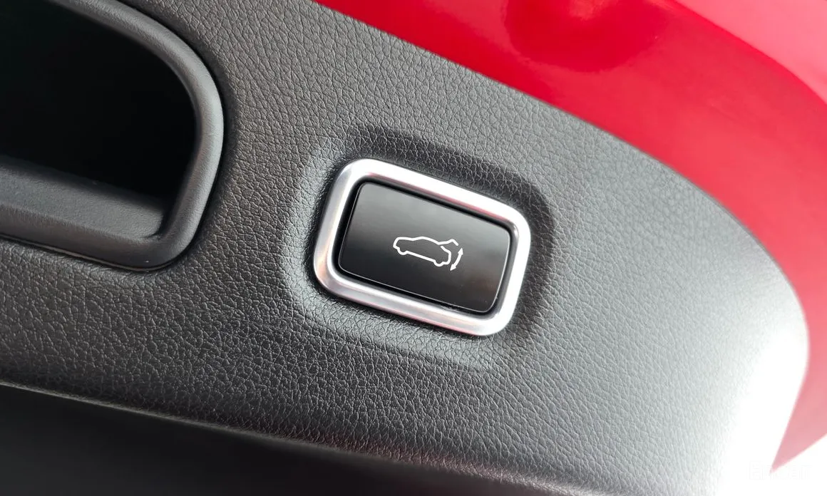 Фото 20 - Kia Stinger