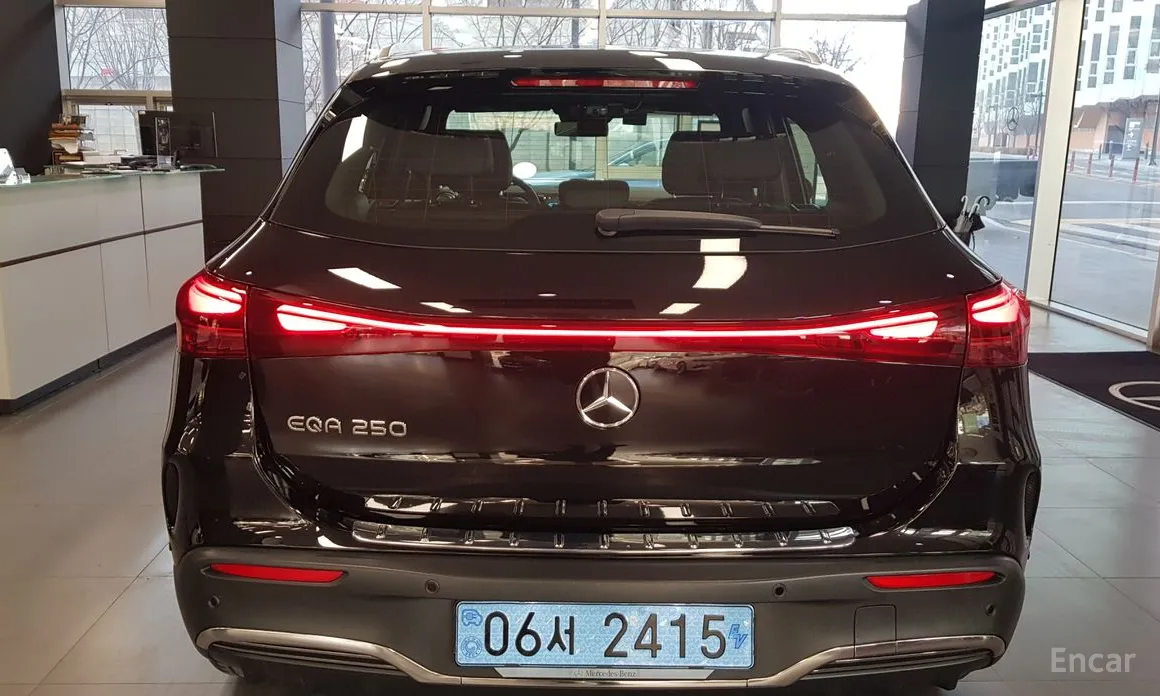 Фото 6 - Mercedes-Benz EQA