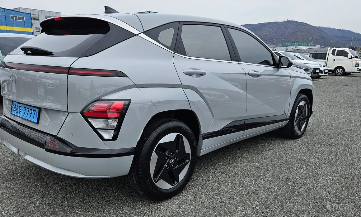 Фото 3 - Hyundai Kona
