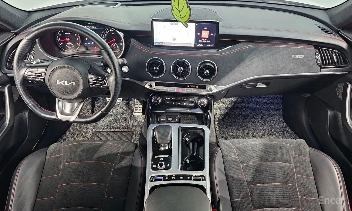 Фото 7 - Kia Stinger