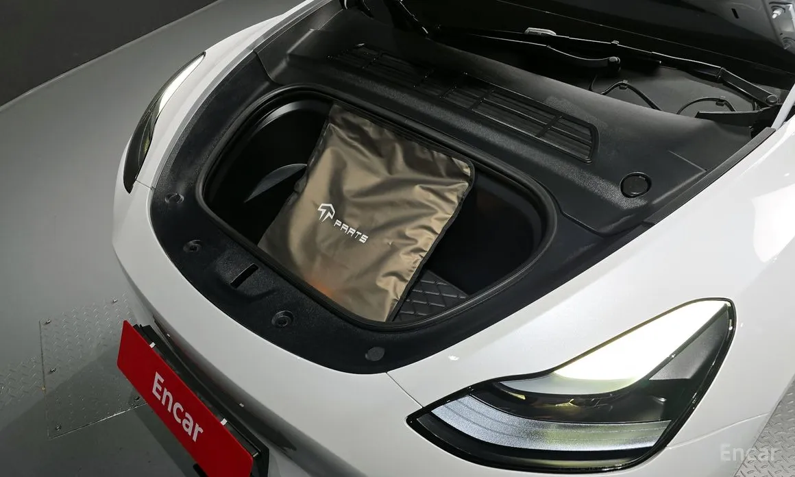 Фото 6 - Tesla Model Y