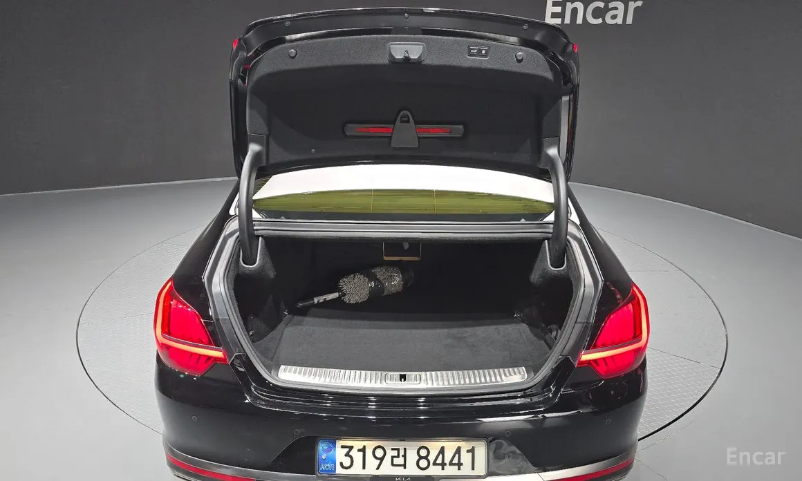 Фото 20 - Kia K9