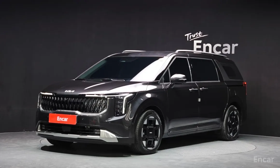 Фото 1 - Kia Carnival