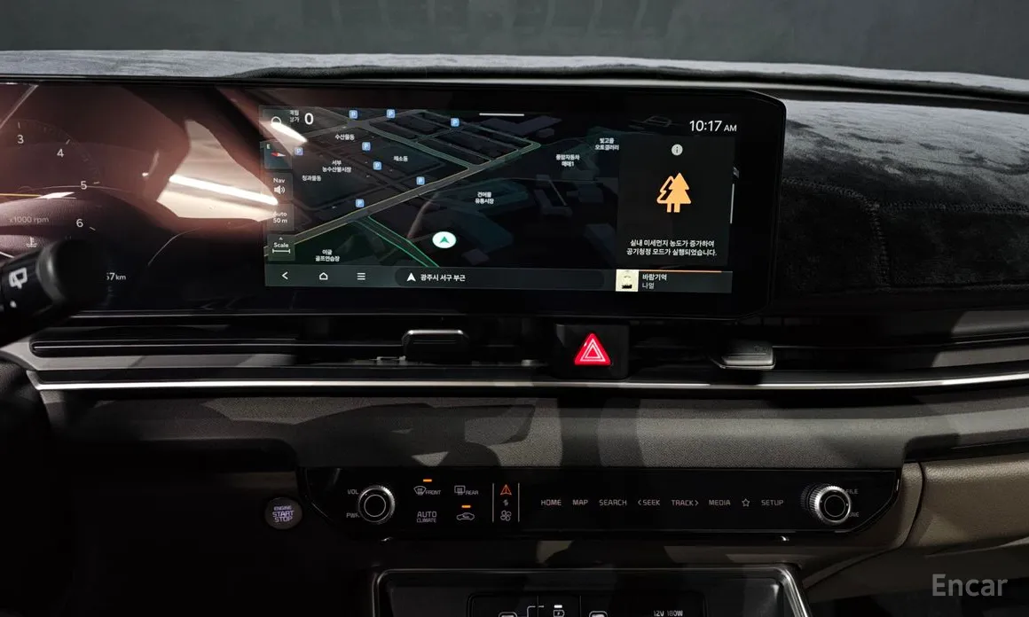 Фото 14 - Kia Carnival