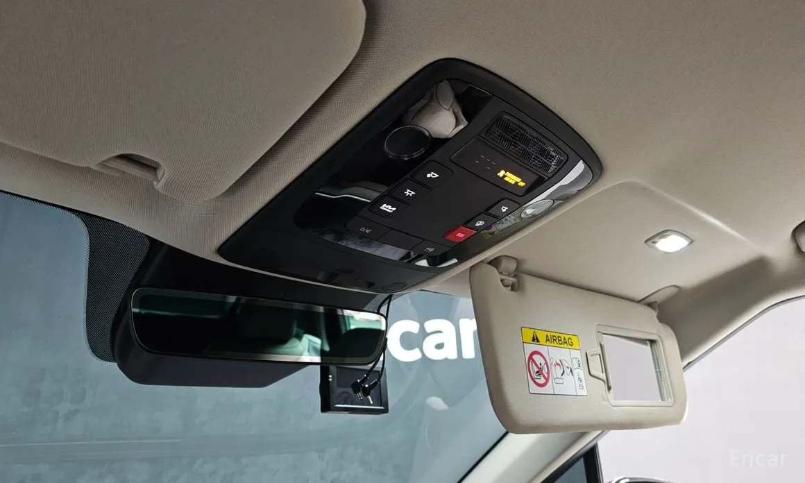 Фото 18 - Kia Carnival