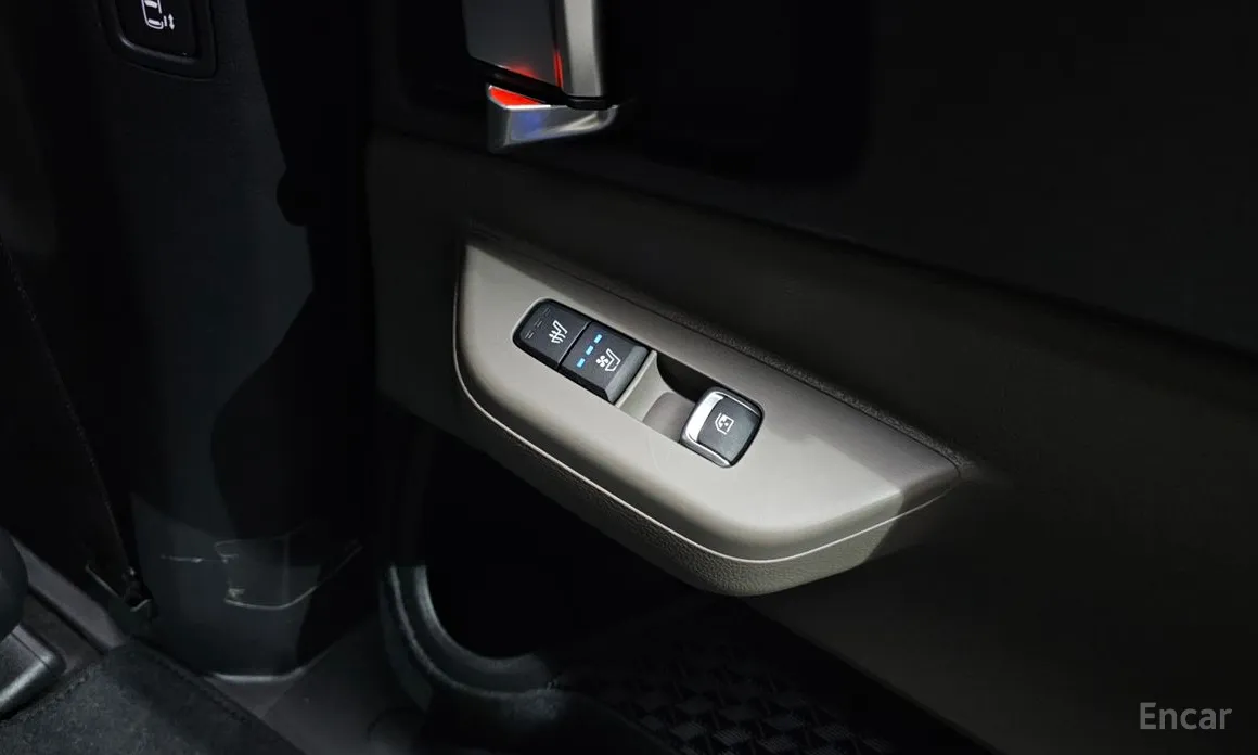 Фото 19 - Kia Carnival