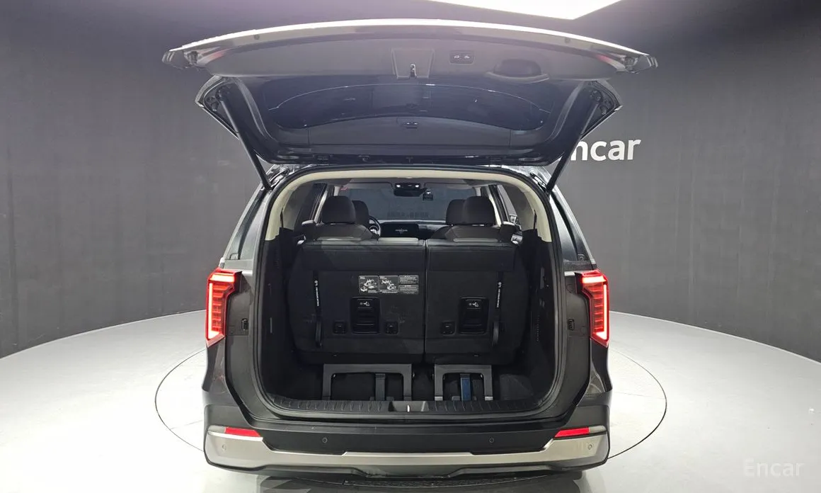 Фото 20 - Kia Carnival