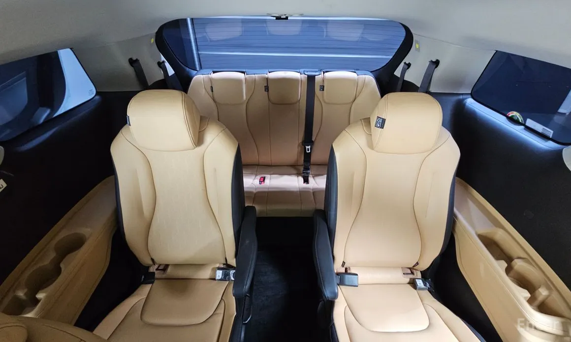 Фото 19 - Kia Carnival