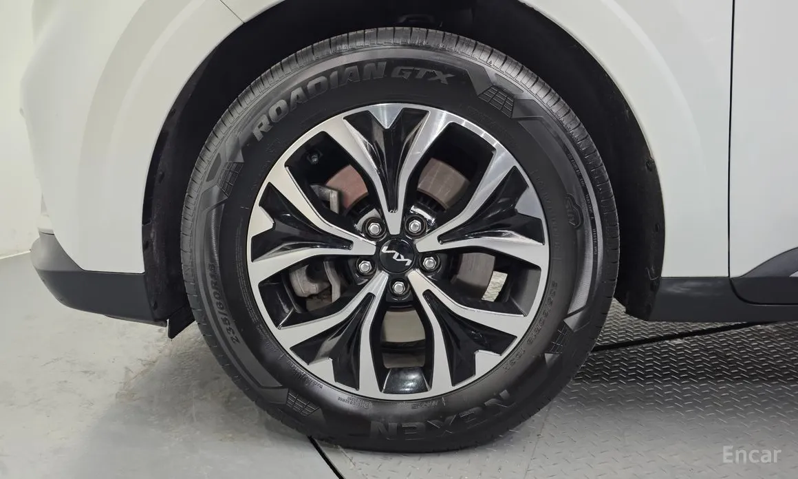 Фото 5 - Kia Carnival