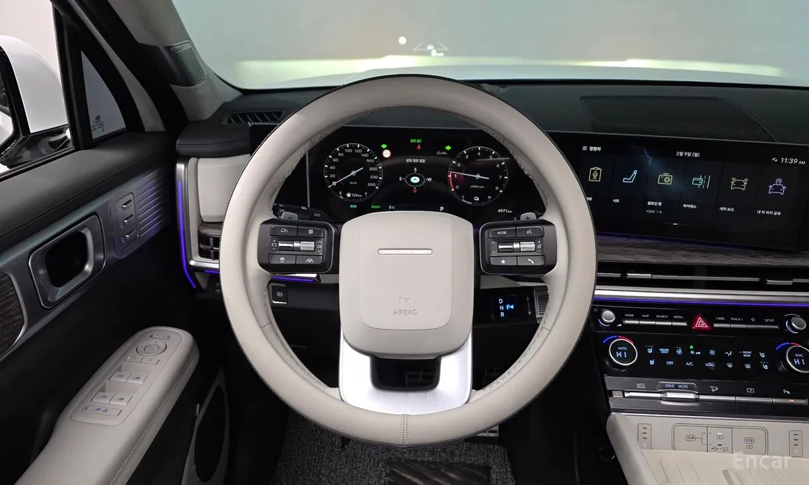 Фото 13 - Hyundai Santa Fe