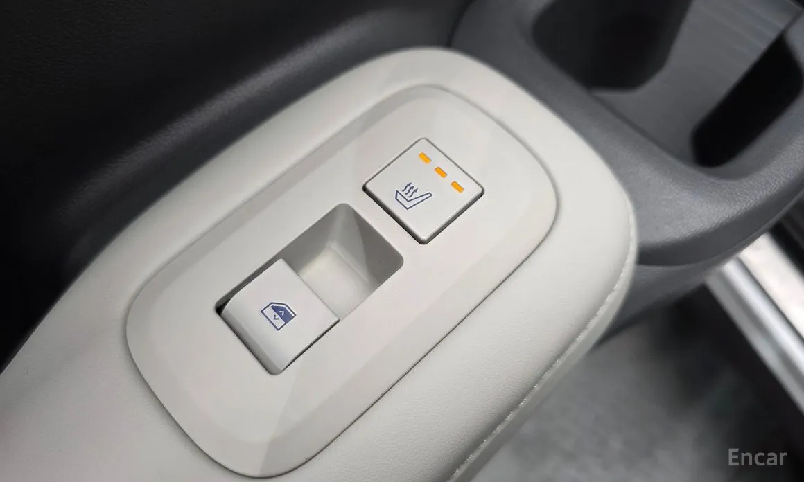 Фото 19 - Hyundai Santa Fe