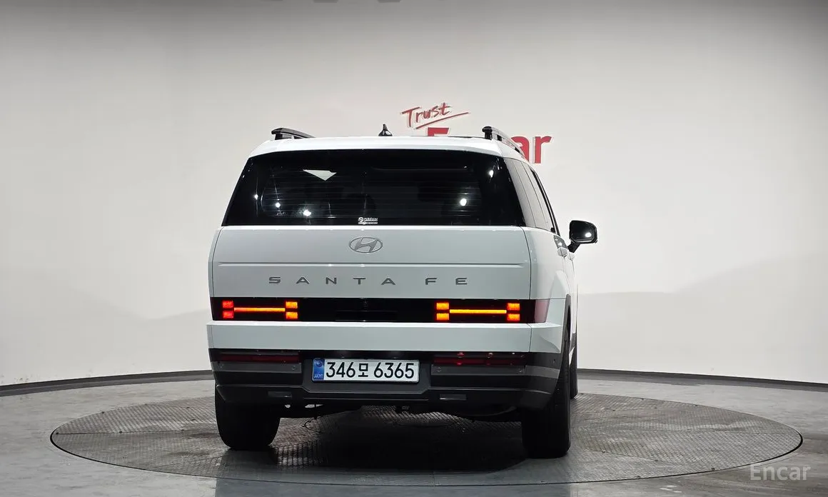 Фото 4 - Hyundai Santa Fe