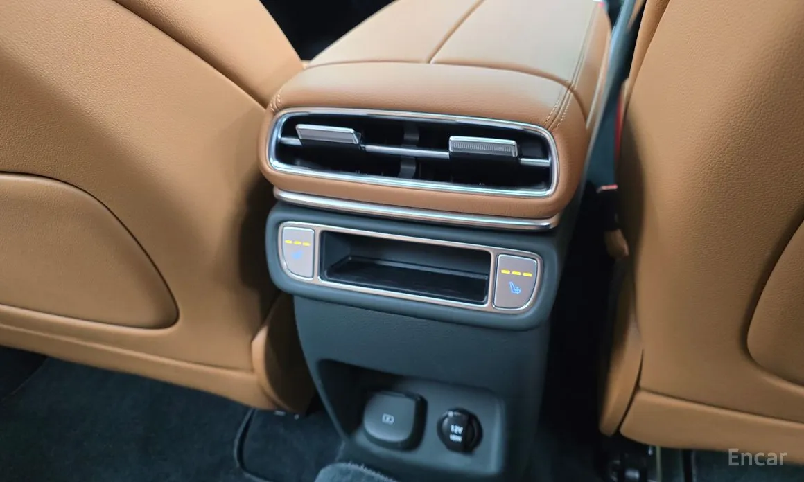 Фото 19 - Genesis GV80