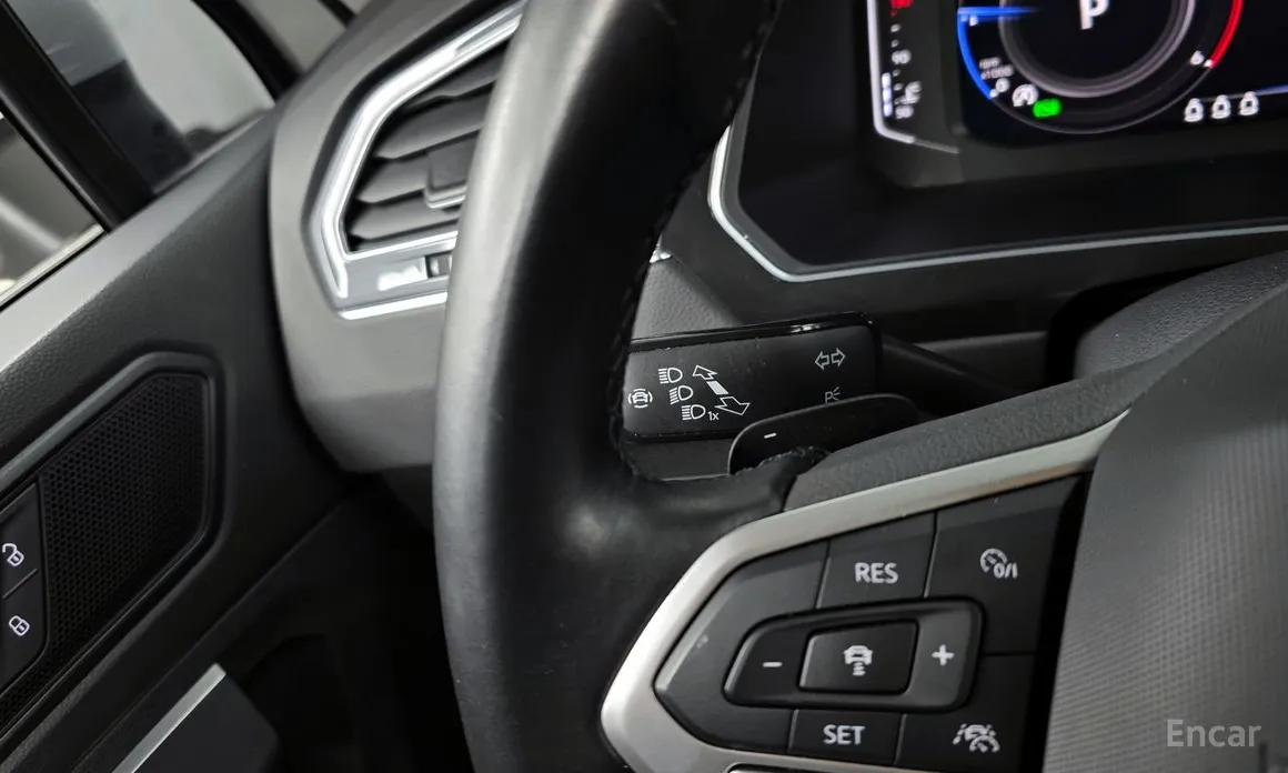 Фото 19 - Volkswagen Tiguan