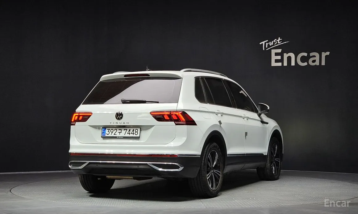 Фото 2 - Volkswagen Tiguan