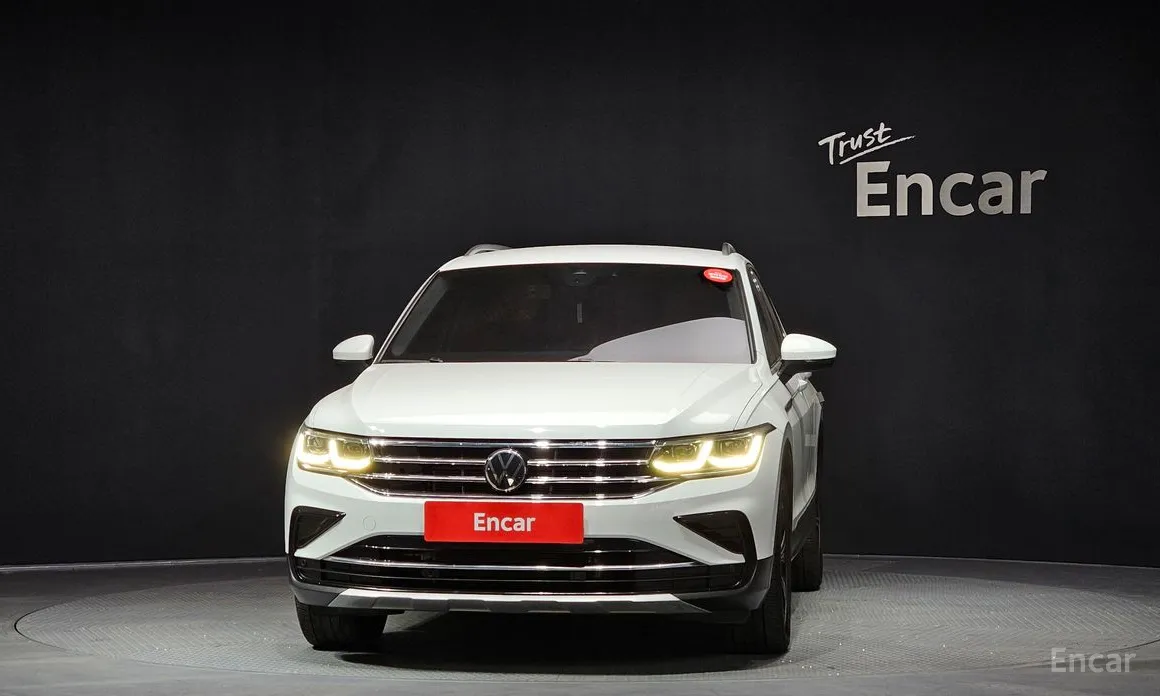 Фото 3 - Volkswagen Tiguan