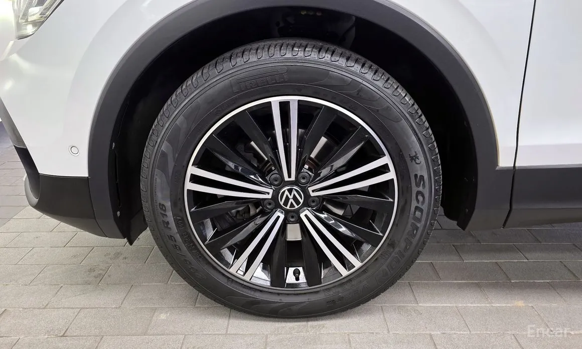 Фото 5 - Volkswagen Tiguan