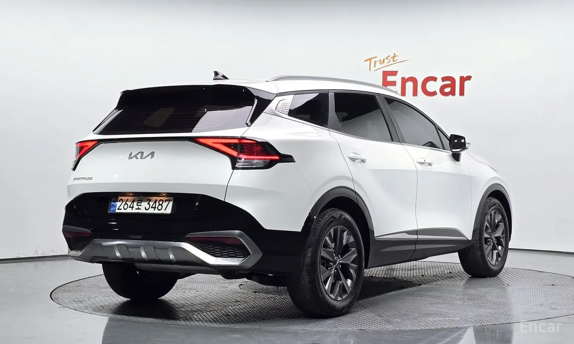 Фото 2 - Kia Sportage