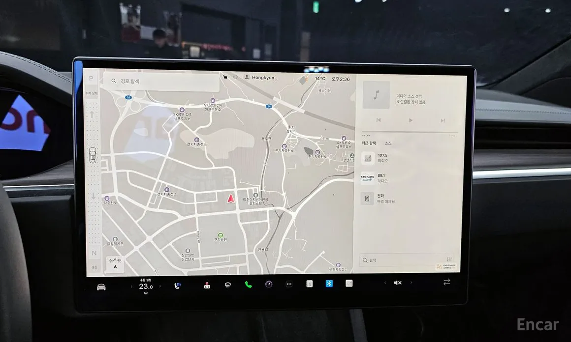 Фото 16 - Tesla Model X