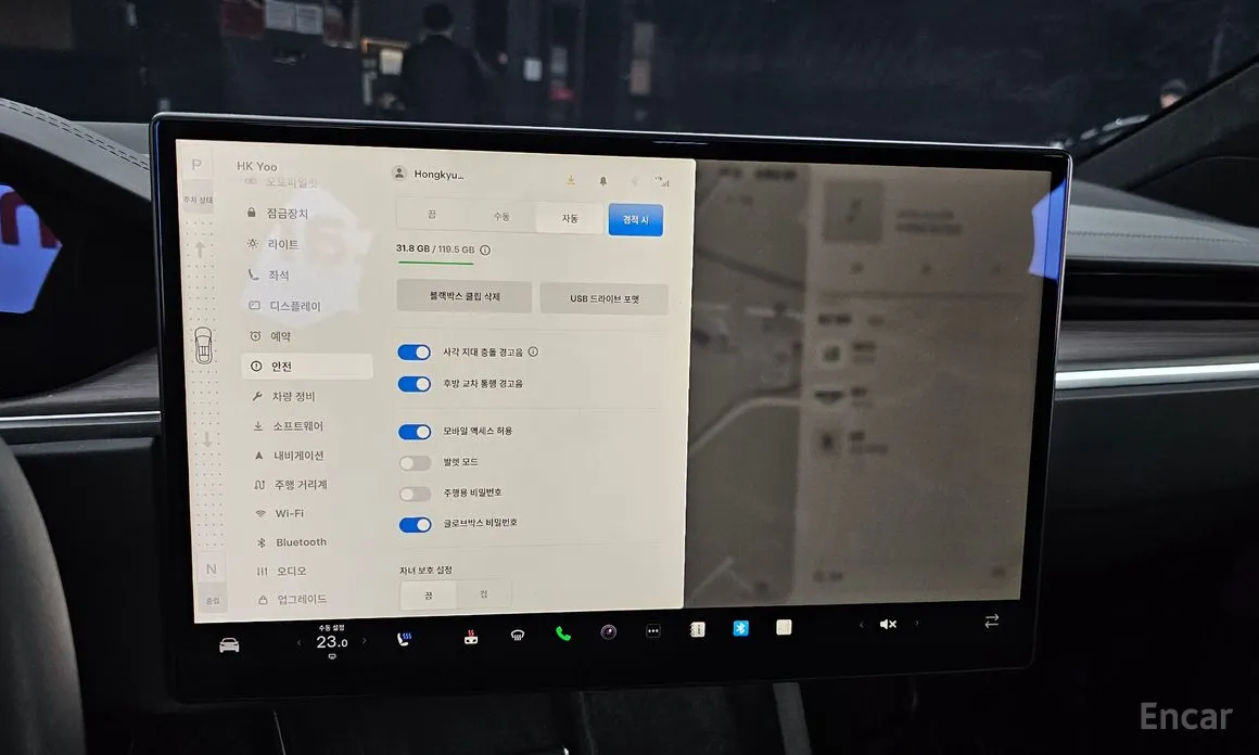 Фото 18 - Tesla Model X