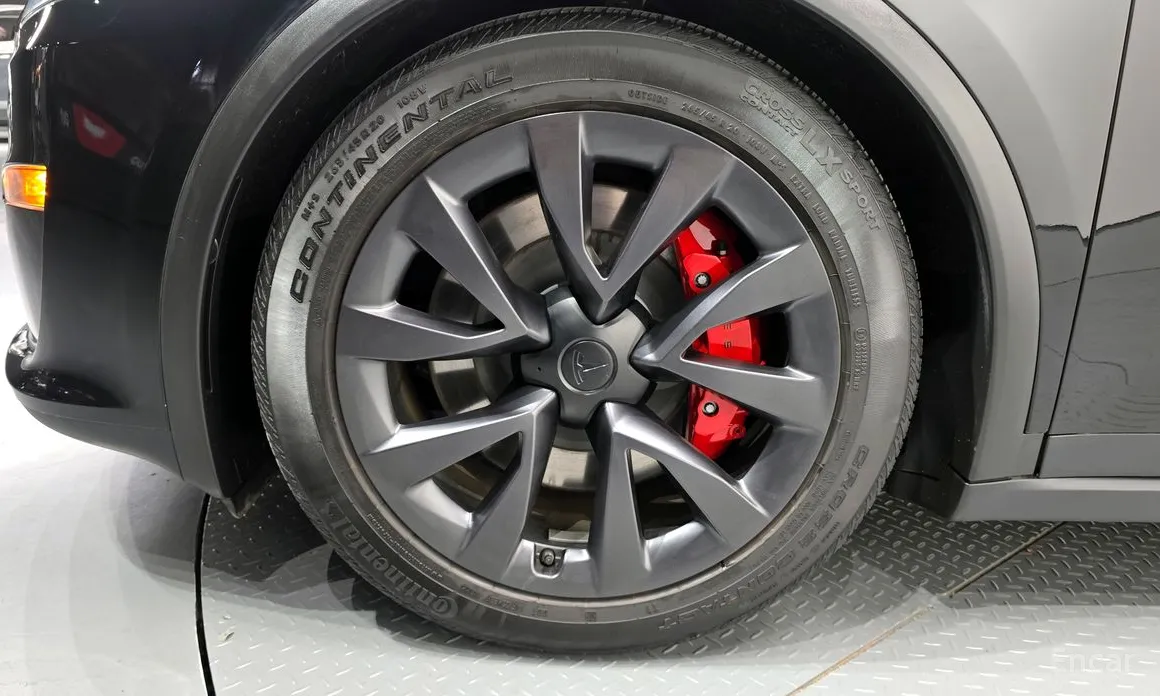 Фото 5 - Tesla Model X