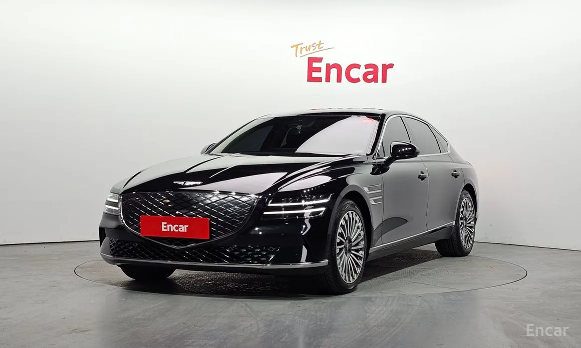 Фото 1 - Genesis G80