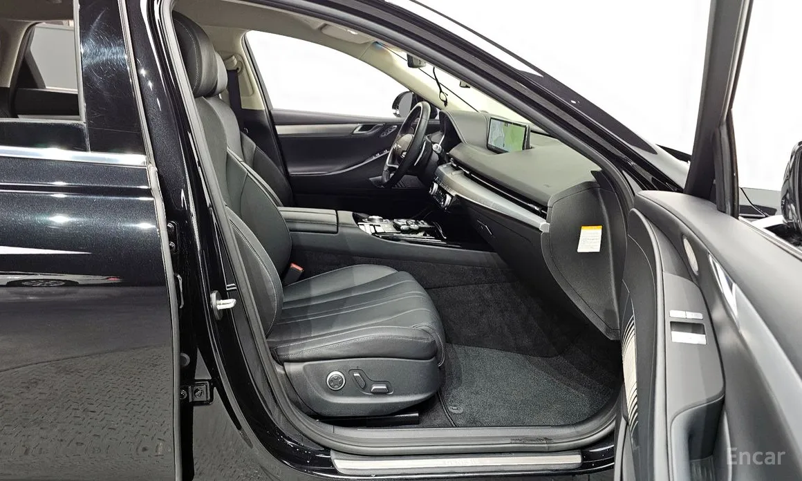 Фото 11 - Genesis G80