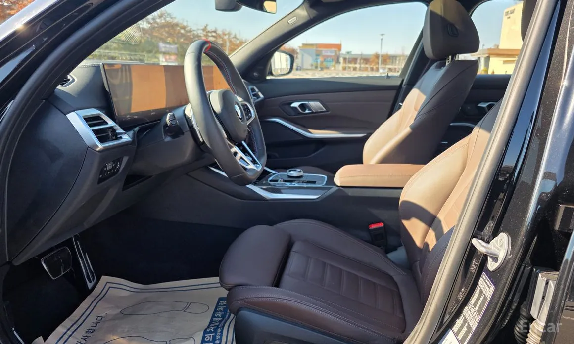 Photo 10 - BMW 3 Series