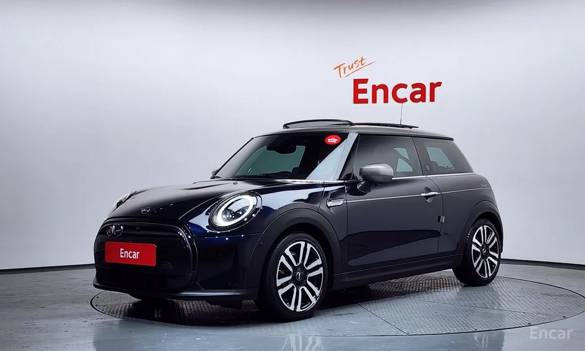 Фото 1 - Mini Cooper