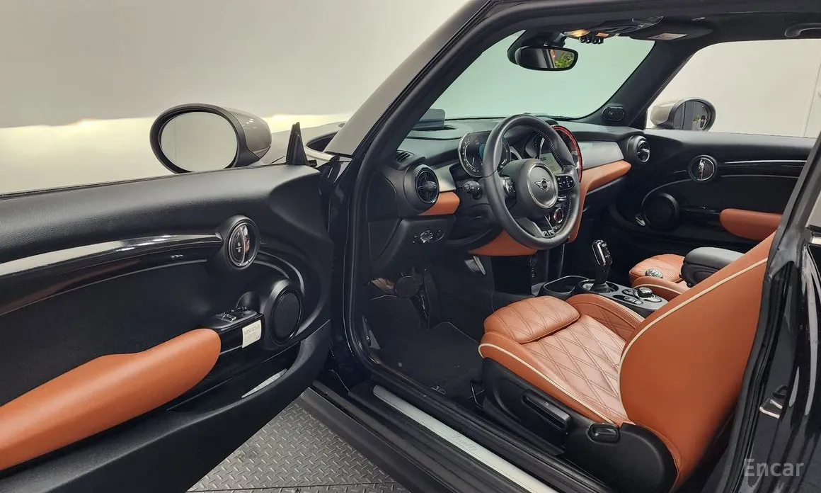 Фото 10 - Mini Cooper