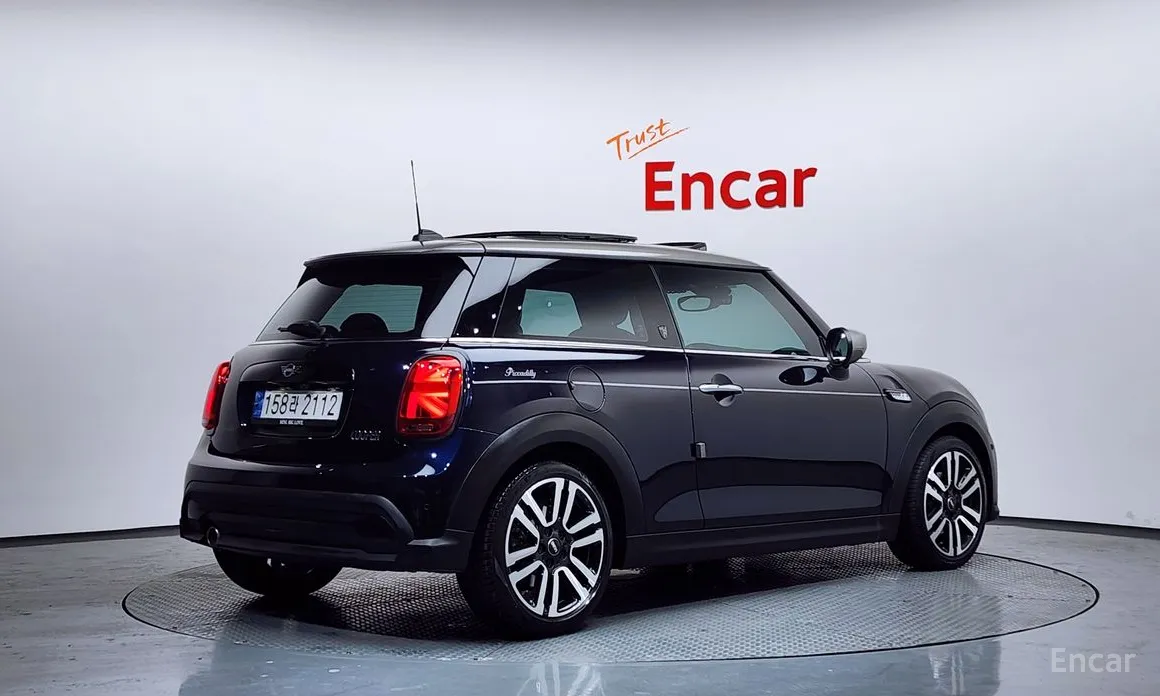 Фото 2 - Mini Cooper