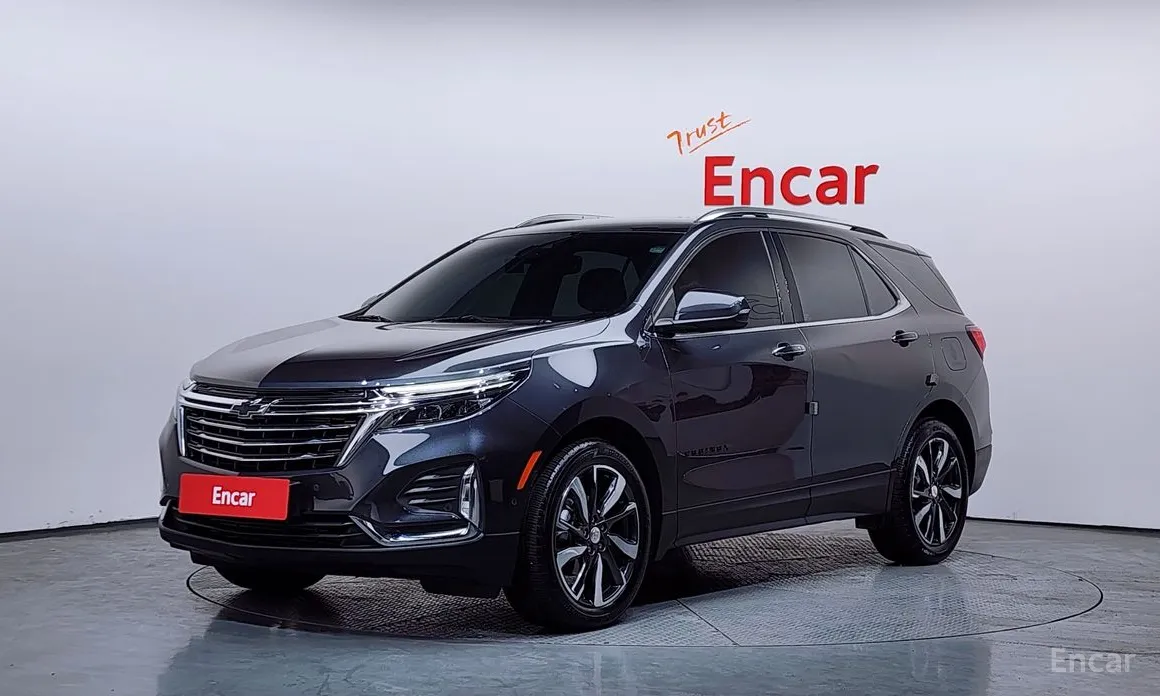 Photo 1 - Chevrolet Equinox