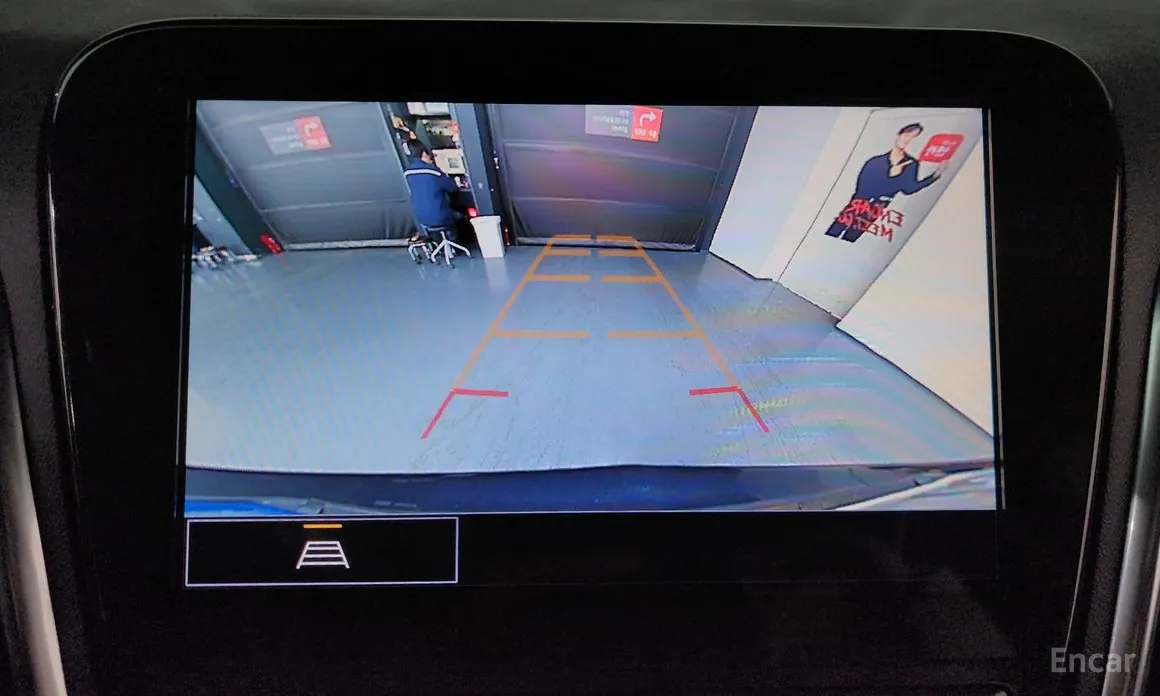 Photo 16 - Chevrolet Equinox