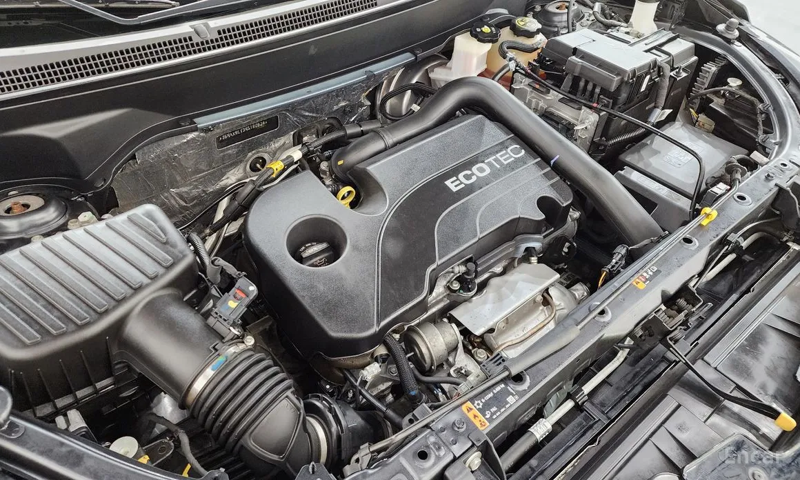 Photo 6 - Chevrolet Equinox