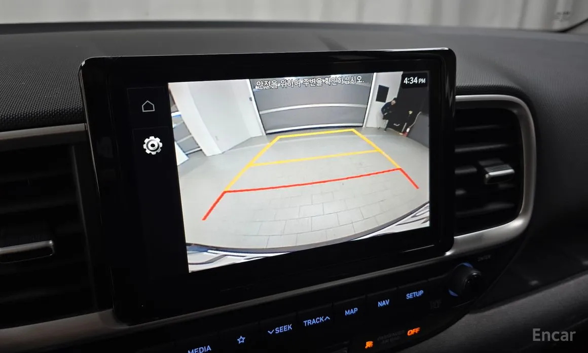 Фото 15 - Hyundai Venue