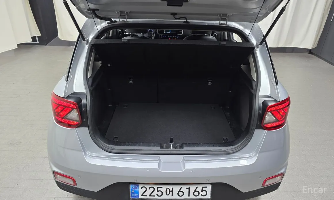 Фото 20 - Hyundai Venue